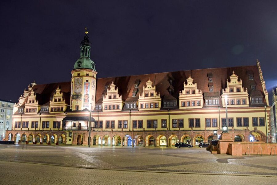1.5-Hour Historical Tour of Leipzig with Costumed Guide - Should you book the costumed Leipzig tour?
