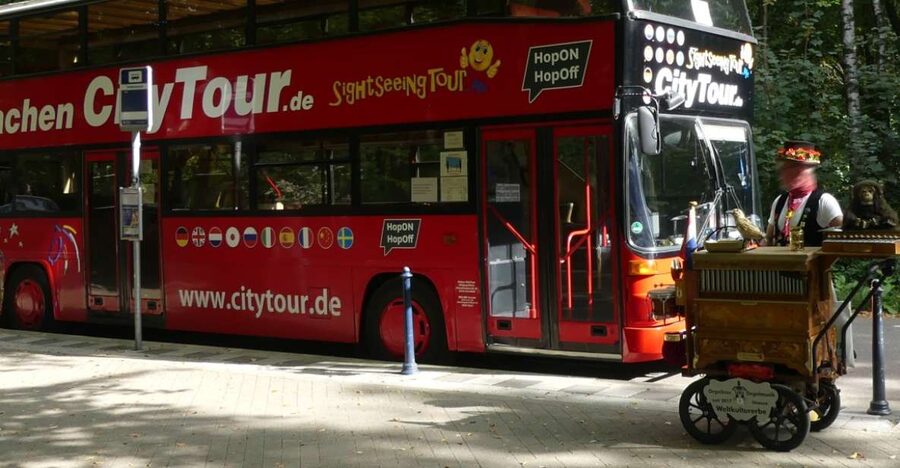 Aachen: 24-Hour Hop-On Hop-Off Sightseeing Bus Ticket - Start at Elisenbrunnen, Aachen’s natural meeting point