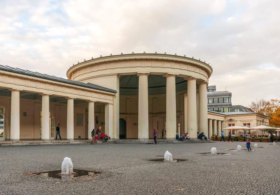Aachen classic walking tour - What the 90-minute format does well