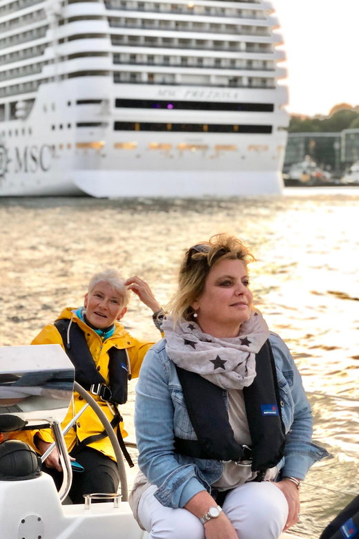 "After Work" - Sailing-Yacht Cruising Event, Hamburg/Elbe - Weather, clothing, and comfort on the Elbe