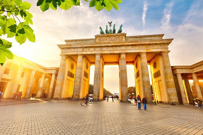 All-in-One Berlin Shore Excursion from Warnemunde - Why the long ride from Warnemünde can make sense