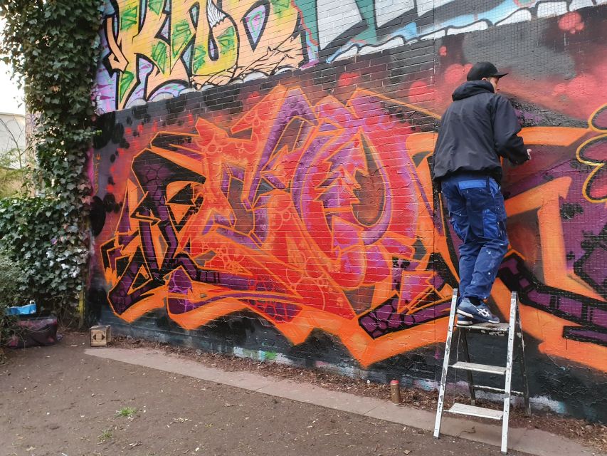 Alternative Hamburg / Street Art Private Tour - Rote Flora, protest, and the price of change
