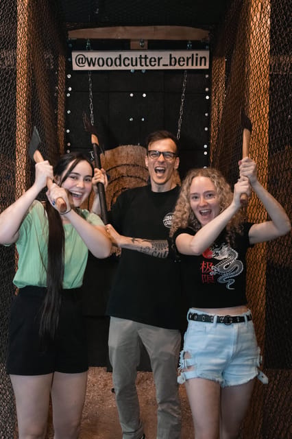 AXE THROWING EXPERIENCE IN BERLIN - The first minutes: safety before the first throw