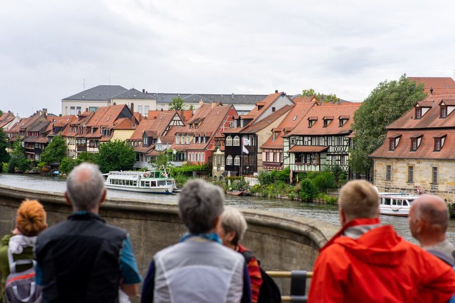 Bamberg: Guided Historical Culinary Tour - Pfahlplätzchen and the value of small tastings