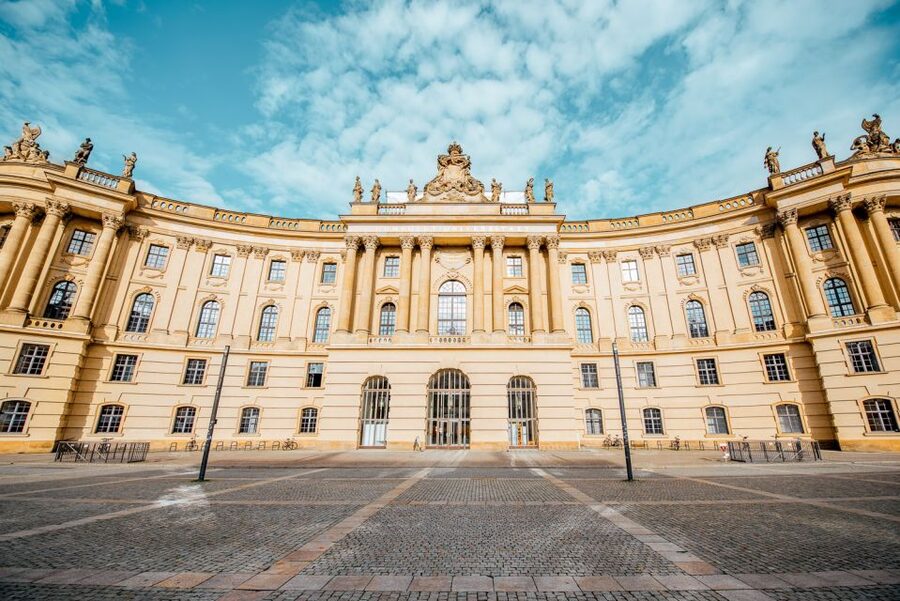Berlin: 1-Hour Guided Tour of the Historic Center - Unter den Linden and Berlin’s changing power