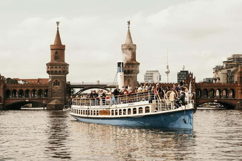 Berlin: 2.5-Hour Beer & Sunset Sightseeing Boat Cruise - What the $45 price really buys you