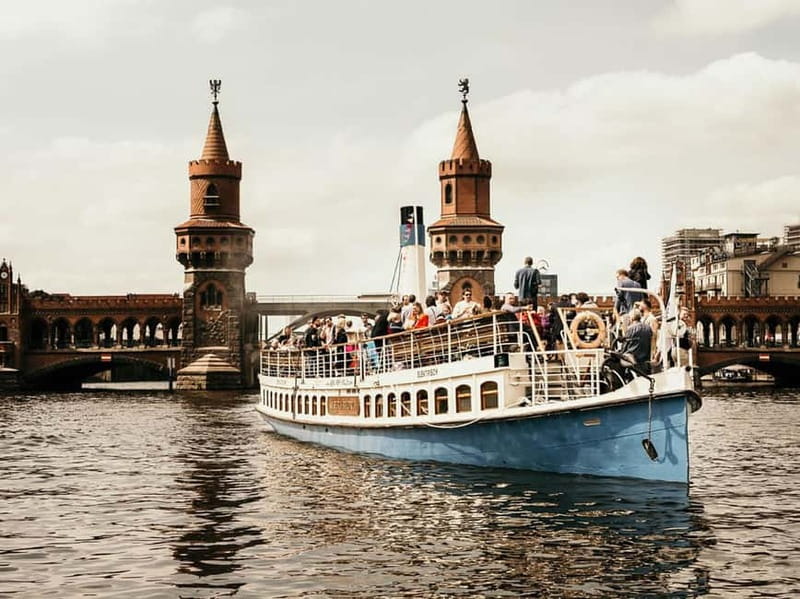 Berlin: 2.5-Hour Beer & Sunset Sightseeing Boat Cruise - The Kaiser Friedrich gives the ride its character