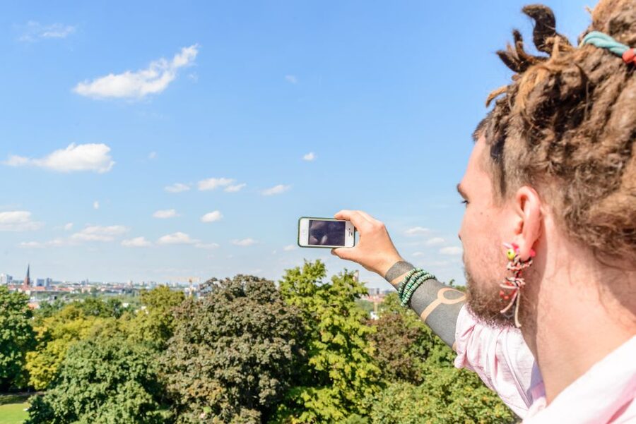 Berlin: 2.5-Hour Walking Tour through Kreuzberg 61 - Bergmannstrasse and the everyday face of Kreuzberg