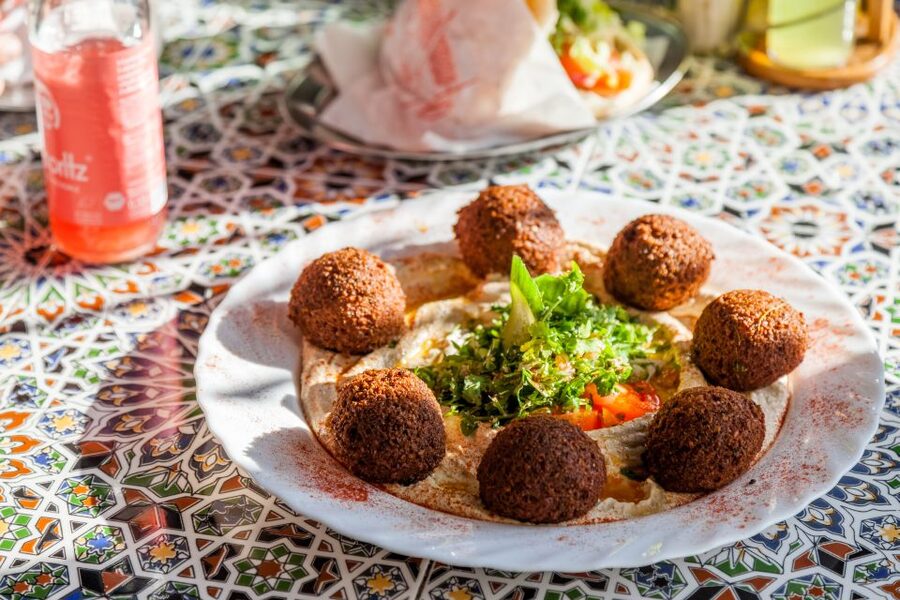 Berlin: 3-Hour Secret Food Tour - Starting at Friedrichsbrücke and heading for kebab