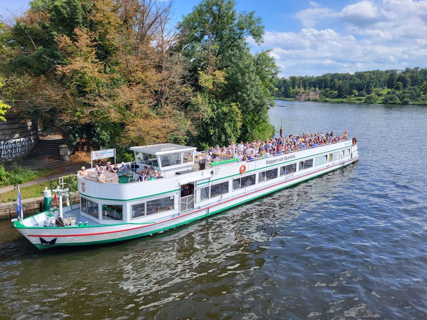 Berlin: 7 Lakes Boat Tour through the Havel Landscape - Lindenufer to Grunewald: starting beside Spandau