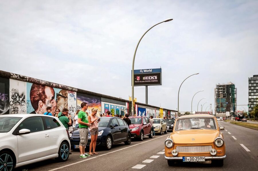 Berlin: 75-minute Trabi Safari - Oberbaum Bridge and the final return