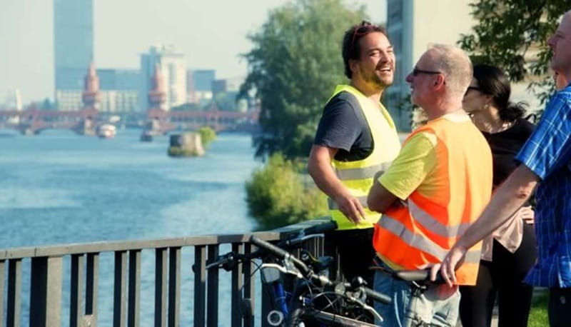 Berlin: Alternative Berlin Bike Tour - A Small Group Makes the City Easier to Read