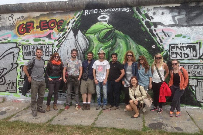 Berlin: Alternative & Street Art Tour - Haus Schwarzenberg and the Mitte art scene