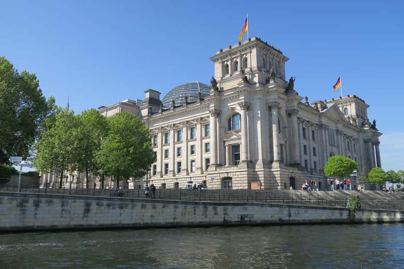 Berlin: Boat Sightseeing Cruise with Audioguide - Futurium and the return toward Museum Island