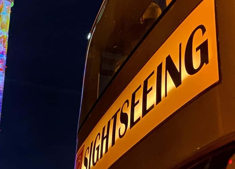 Berlin: Bus Tour by Night with Live Commentary - Photo stops and the open-top bus
