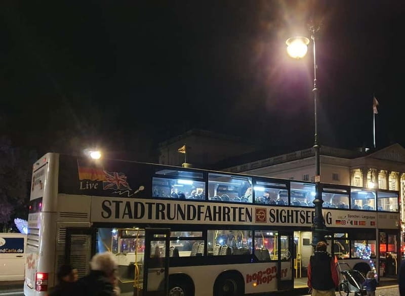 Berlin: Bus Tour by Night with Live Commentary - Commentary in English or German