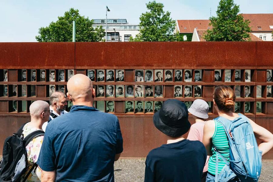 Berlin: Cold War Walking Tour on Berlin Wall Route - Why this two-hour route works