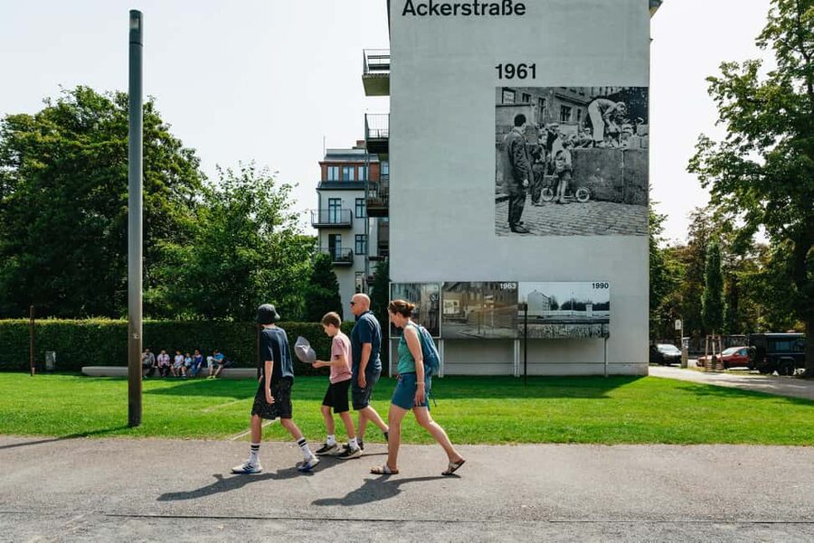 Berlin: Cold War Walking Tour on Berlin Wall Route - Stories of escape, danger, and courage