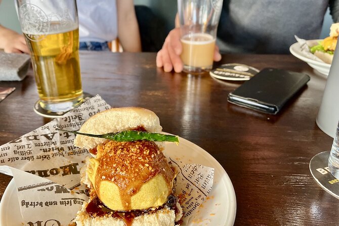 Berlin Craft Beer & Cultural Tour With Snack - Timing, walking, and practical details