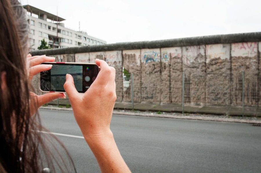 Berlin: Discover Berlin Walking Tour - Choosing two hours or four hours