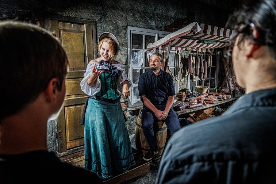 Berlin Dungeon: Entrance Ticket - The Plague Doctor turns disease into theater