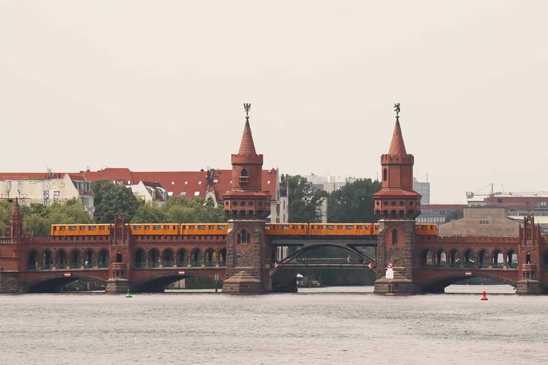 Berlin: East Side Gallery Spree Cruise in a Solar Catamaran - Why this Spree cruise feels different from a standard city tour