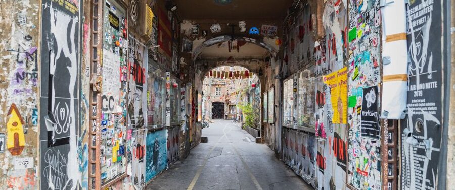 Berlin: Hidden Backyards Guided Walking Tour - Key points at a glance