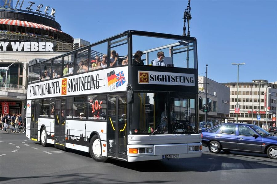 Berlin: Hop-On Hop-Off City Tour by Bus and Boat - Why the bus and boat pairing works in Berlin
