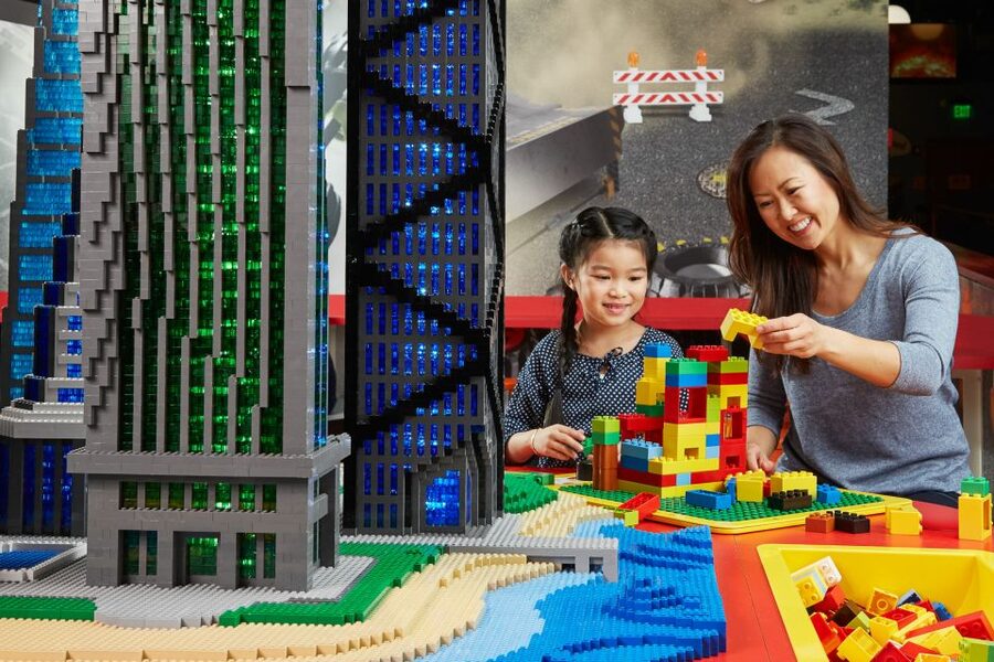 Berlin: Legoland Discovery Centre Entry Ticket - Make room for hands-on building