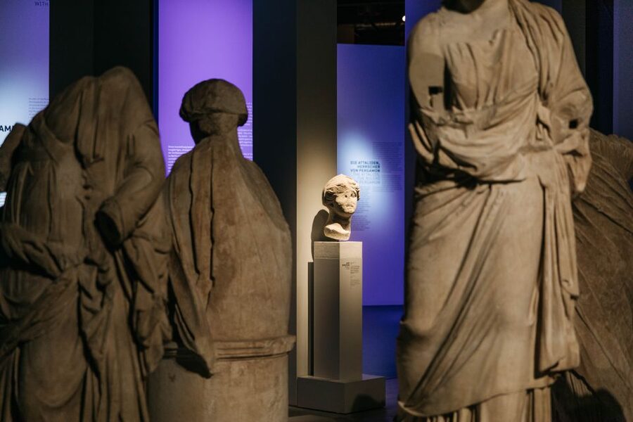 Berlin: "Pergamonmuseum. The Panorama" Exhibition Tickets - Finding the Entrance and Handling the Practical Details