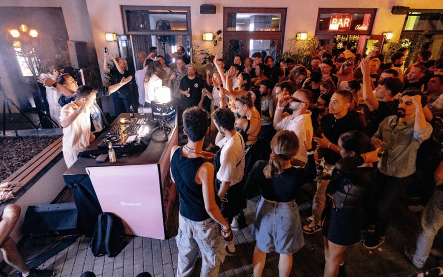 Berlin: Pub Crawl with Shots and VIP Club Entry - What the $22 Berlin pub crawl actually includes