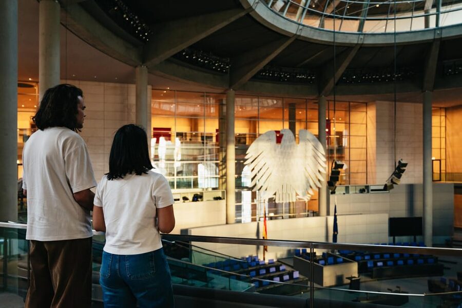 Berlin: Reichstag, Dome and Government District Guided Tour - Why the Reichstag makes a good Berlin tour