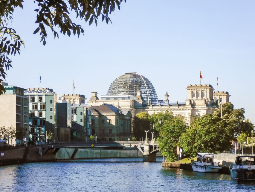 Berlin: Reichstag, Plenary Chamber, Cupola & Government Tour - Starting at Wilhelmstraße 67 A beside the Spree