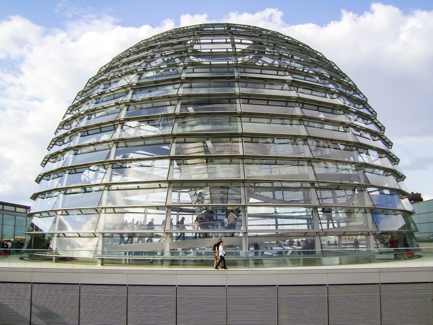 Berlin: Reichstag, Plenary Chamber, Cupola & Government Tour - Norman Foster’s dome and the Berlin view
