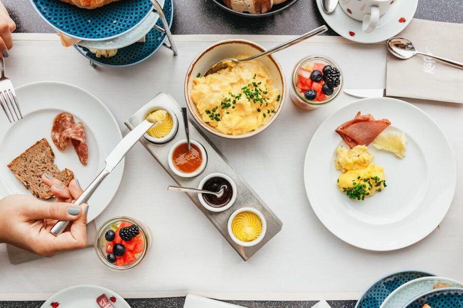 Berlin: Rooftop Breakfast at Käfer Restaurant Reichstag - Who will get the most from this experience