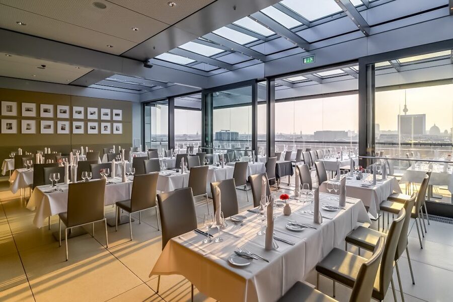 Berlin: Rooftop Dinner at the Käfer Restaurant Reichstag - Should you book this Berlin rooftop dinner?