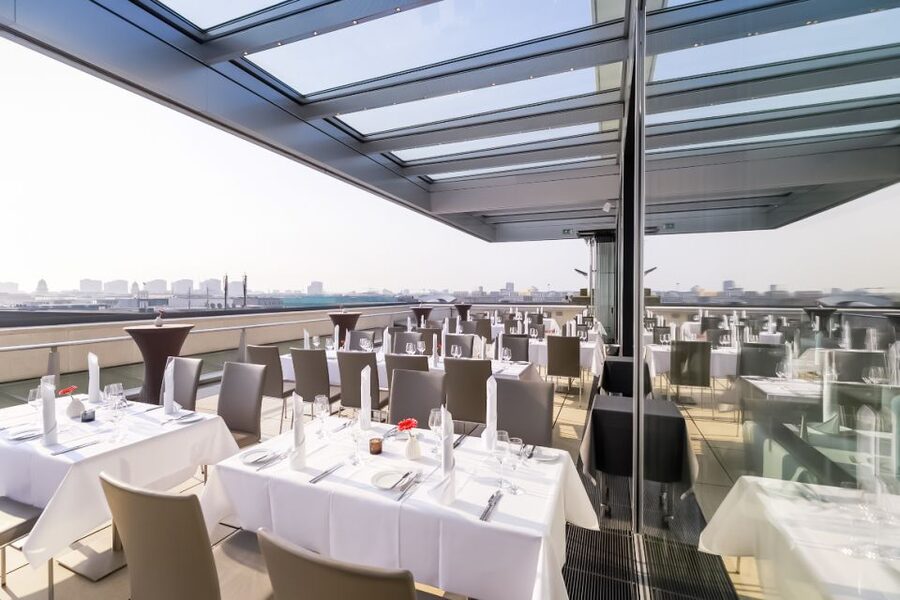 Berlin: Rooftop Lunch at the Reichstag's Käfer Restaurant - Value, service, and the limits of the package