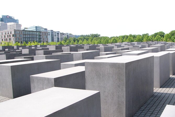 Berlin's Best: 2 Hour Walking Tour Third Reich and the Cold War - The former Air Ministry and East Germany’s birth