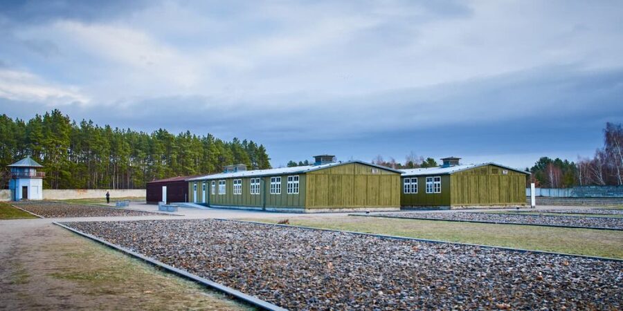 Berlin: Sachsenhausen Concentration Camp and Potsdam Tour - Potsdam in one guided hour