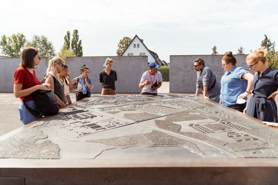 Berlin: Sachsenhausen Concentration Camp Tour in English - Group size, guide quality, and the tone of the day