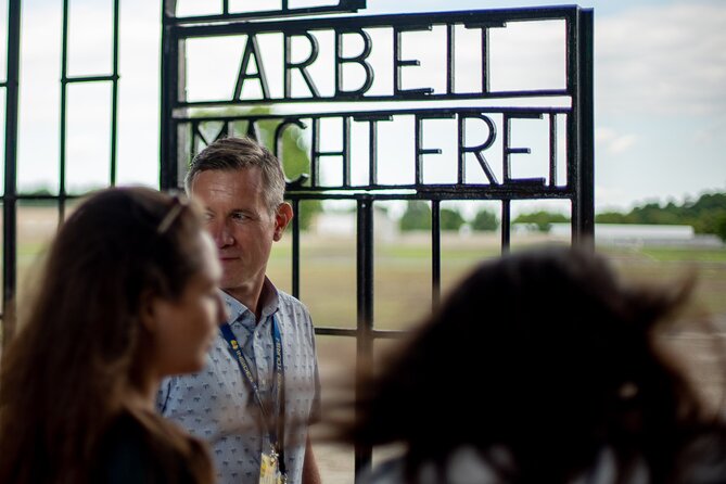 Berlin: Sachsenhausen Concentration Camp Tour in English - Meeting at Friedrichstraße and taking the train north