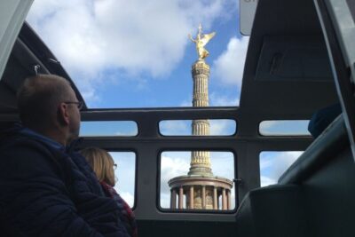 Sightseeing Tour in Classic Volkswagen T1 Samba Bus