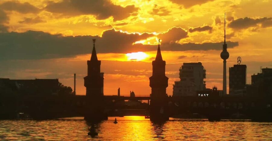 Berlin: Solar Powered Sunset Catamaran Cruise & Audio Guide - Key points to know before booking