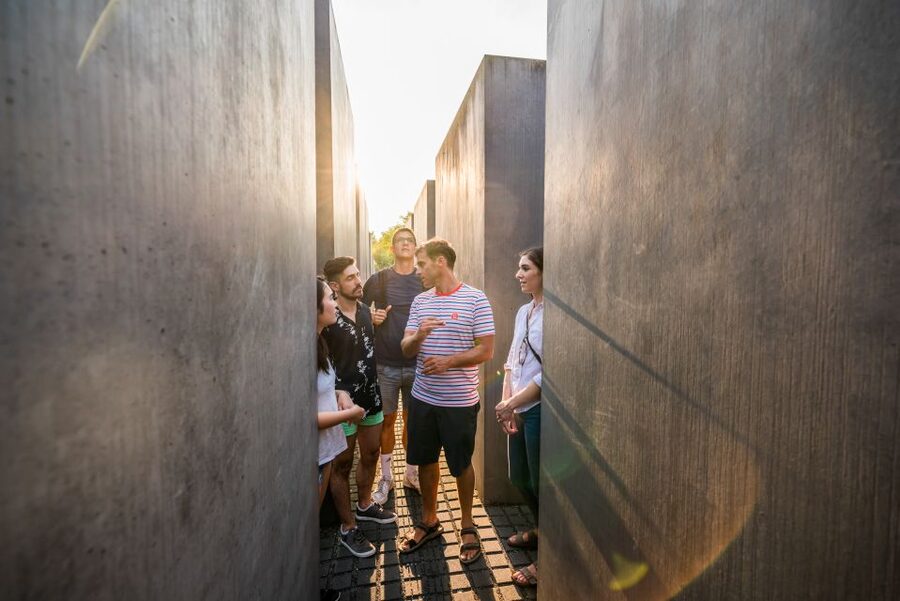 Berlin: Third Reich and Cold War 2 Hour Walking Tour - Pace, guides, and the feel of the group