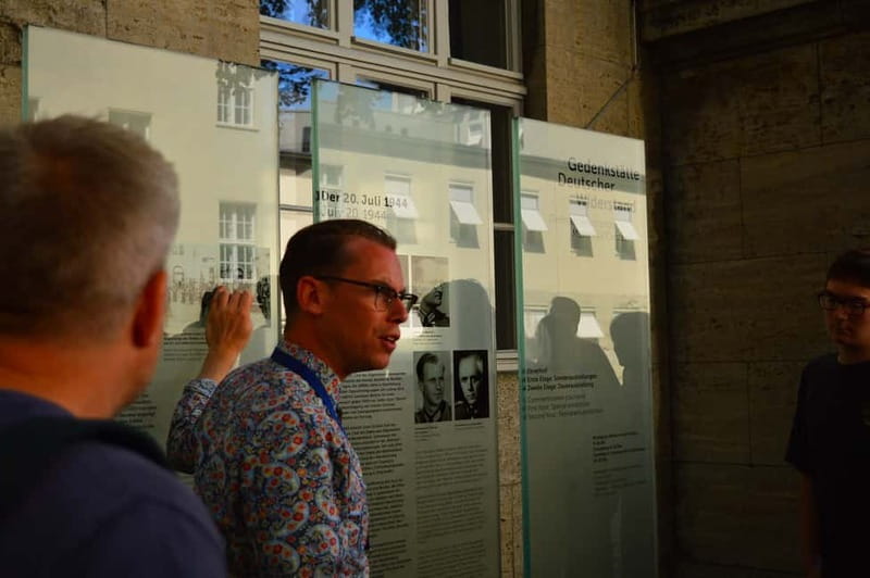 Berlin: Third Reich, Hitler, and WWII Walking Tour - Guide quality and group feel
