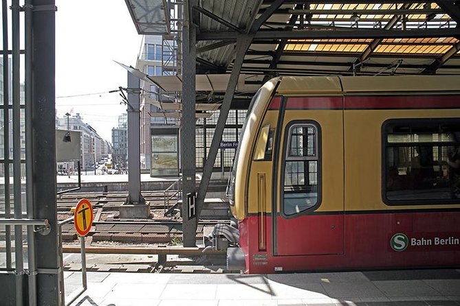 Berlin Third Reich Sites: Half-Day Walking Tour - The former Aviation Ministry and a surviving Nazi building