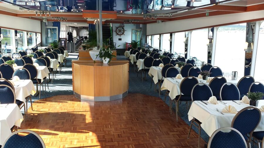 Bonn: 1.5-Hour River Cruise on the Rhine - The return ride and onboard refreshments