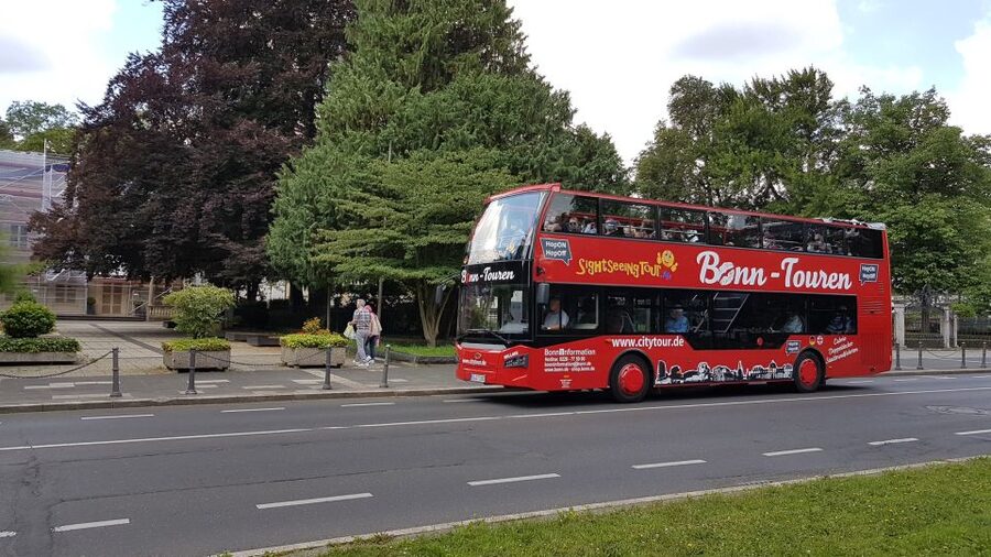 Bonn: 24-Hour Hop-On Hop-Off Sightseeing Bus Ticket - Why this route makes sense in Bonn