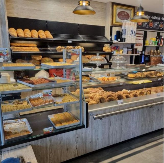 Braunschweig: Guided Walking Tour with Food Tastings - The Magniviertel, Braunschweig’s oldest part