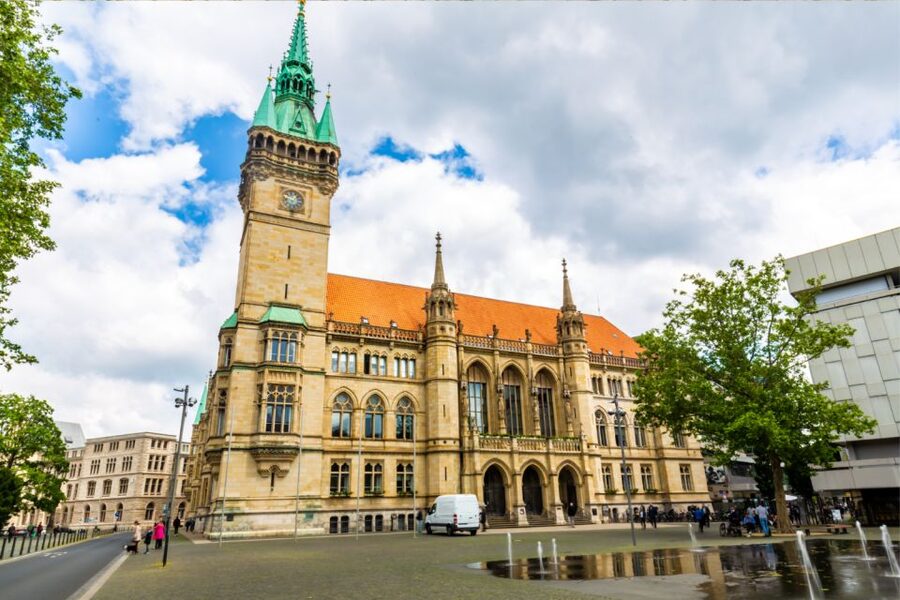 Braunschweig: Scavenger Hunt Self-Guided Walking Tour - Mailing, timing, and what to carry